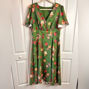 Alexia Admora Women’s 14 Green Floral Fit & Flare V-Neck Midi Dress NWT Flaw